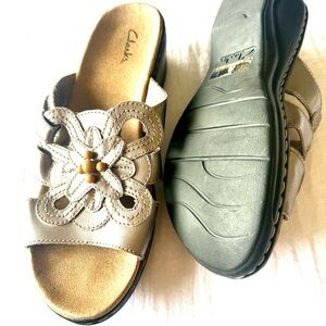 Clark’s Sandals Size 9.5 Metallic Leather Comfort Shoes